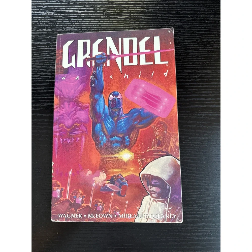 Grendel: War Child byMatt Wagner 1st Print Graphic Novel TPB Dark Horse 1993 VF+